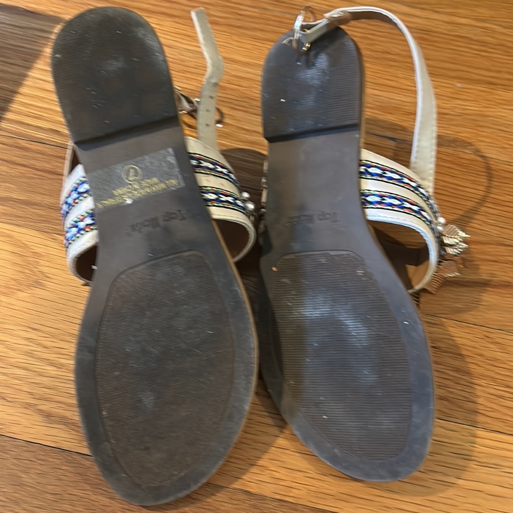 Top Moda Fancy Sandals - Picture 6 of 6